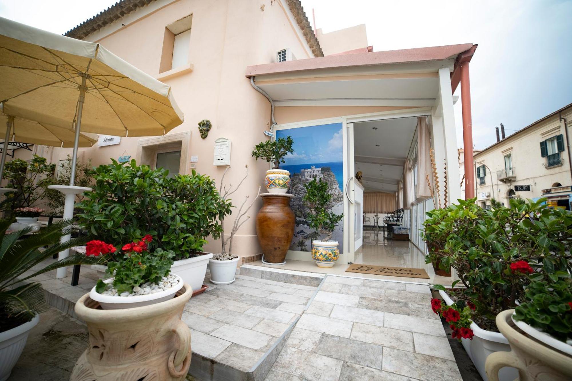 Bed and Breakfast La Perla Del Tirreno Tropea Zewnętrze zdjęcie